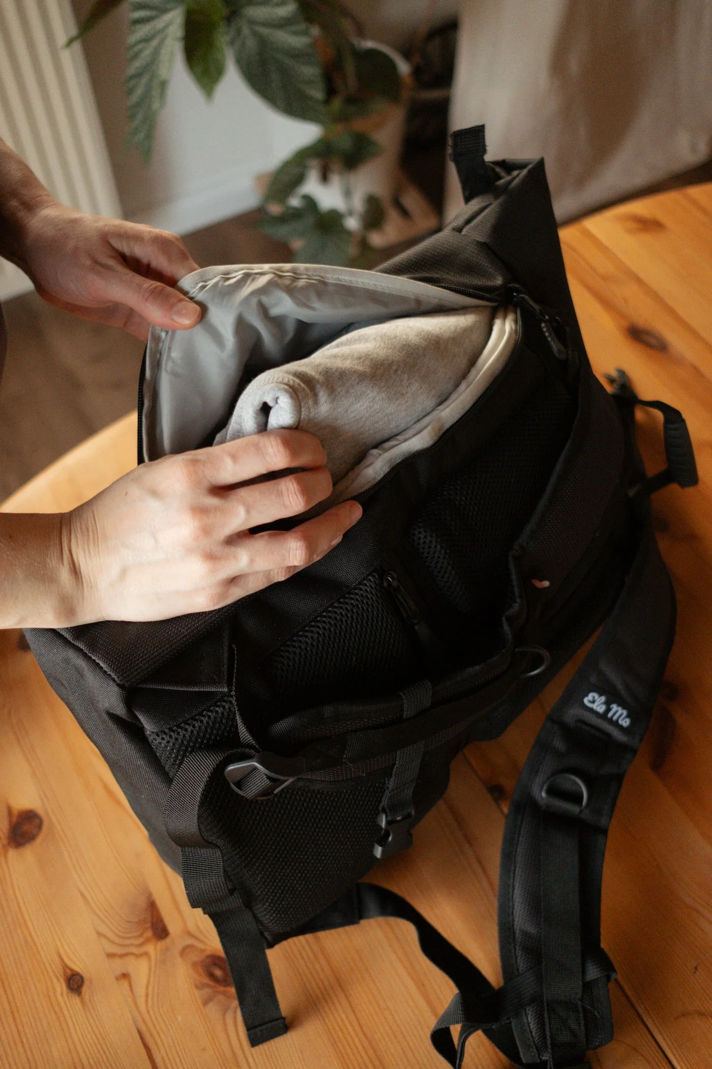 Ela Mo™ Rolltop Rucksack | Reflective Edition Black - Image 5
